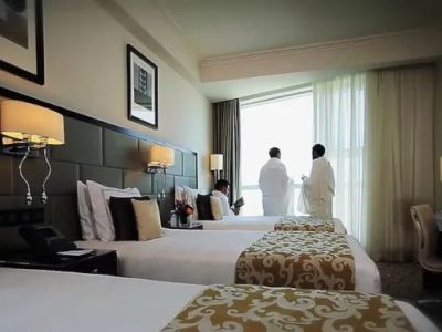 شاهين ترافل