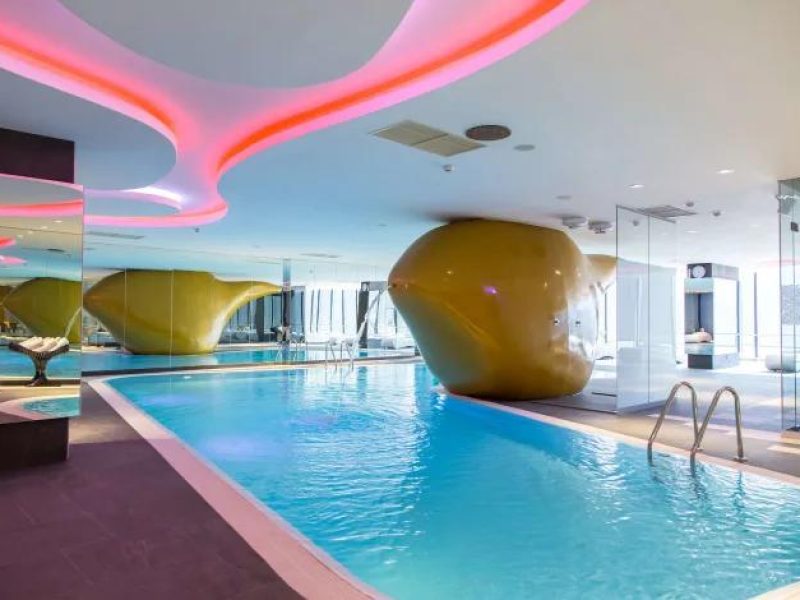 شاهين ترافل